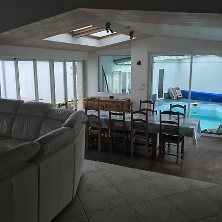Ile De Re -le Clos Des Ajoncs-villa De Charme Avec Piscine Couverte-8 A 12 Pers Villa